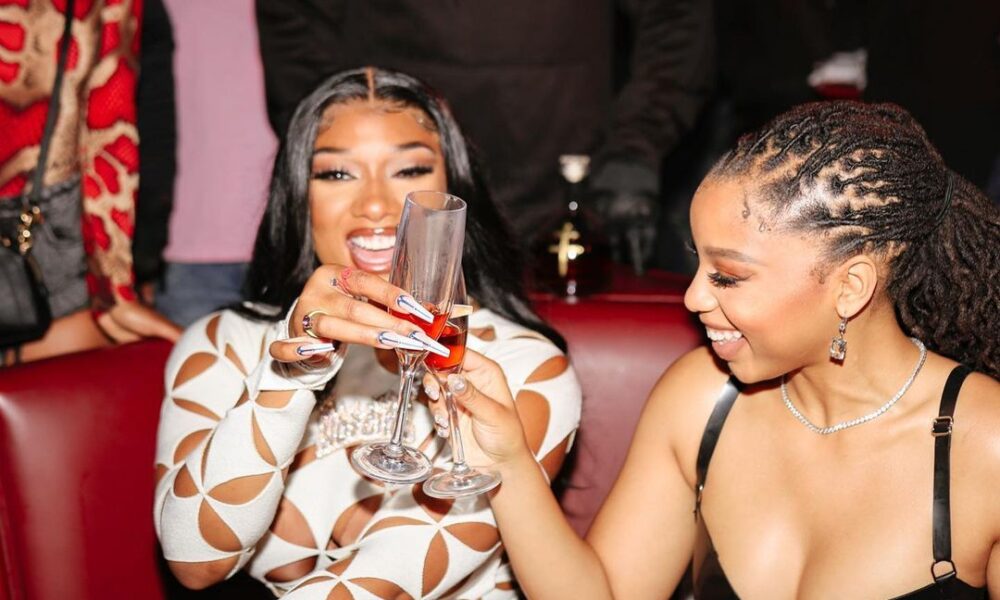 Chloe Bailey Refused To Drive The Boat While Partying With Megan Thee Stallion Streetz 94 5